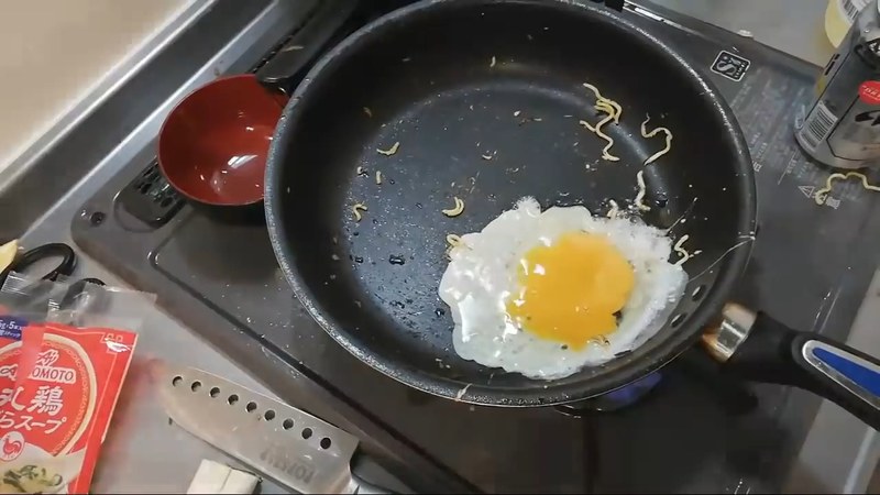 目玉焼きを焼く の画面