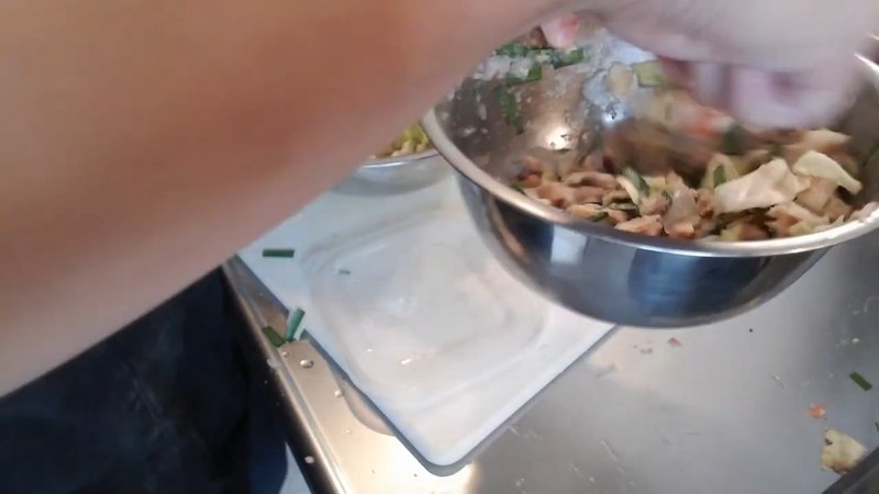 隠し味のスープジュレを混ぜ込む の画面