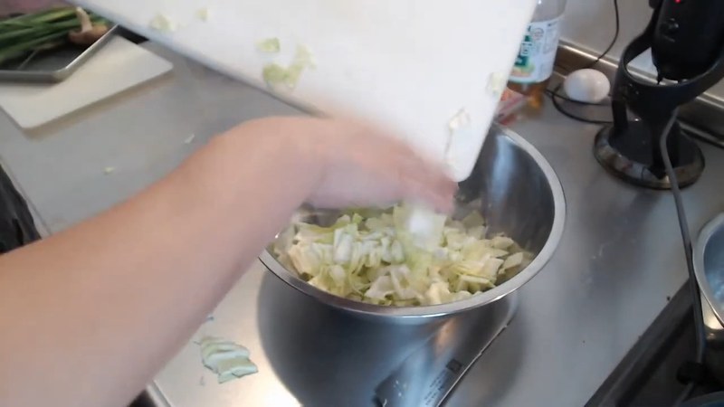 野菜を刻んで下ごしらえ の画面