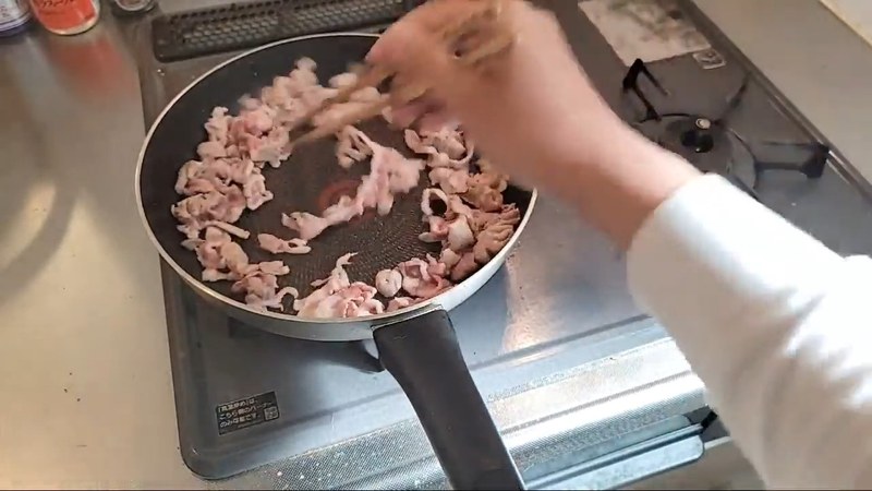 豚肉を焼いて取り出す の画面