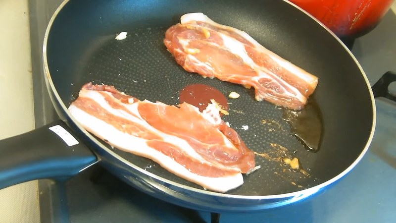 ごま油をひき、片栗粉面から中火で焼く の画面