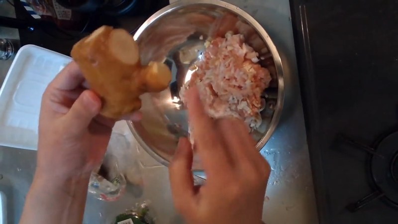 調味料としょうがを入れる の画面