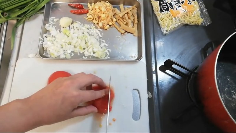 トマトを角切りにする の画面