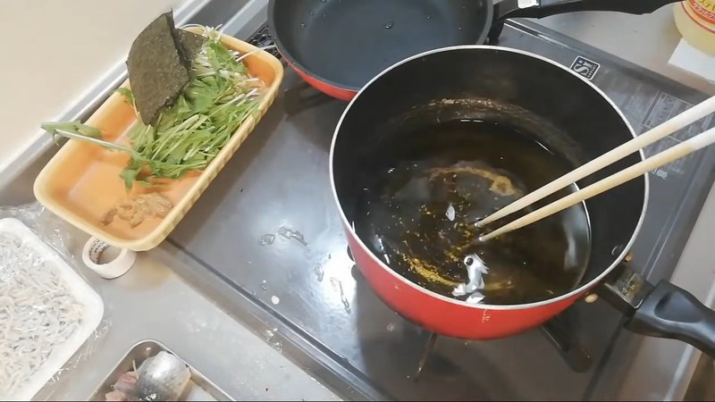 揚げ油を用意して熱する の画面