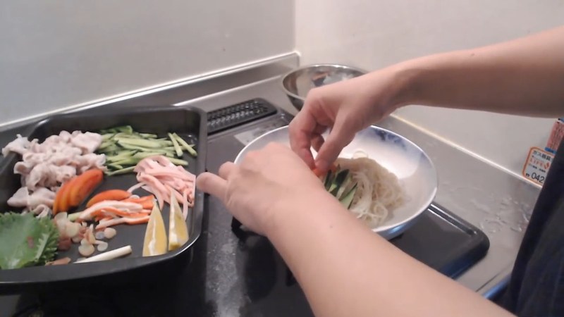 皿に盛り付ける の画面