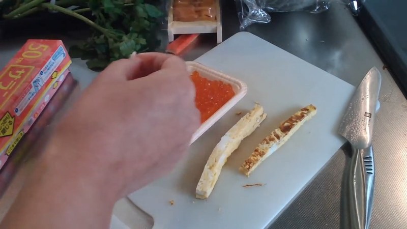 卵焼きとカニカマを切り揃える の画面