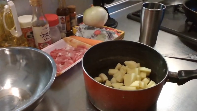 じゃがいもを切って下茹でする の画面