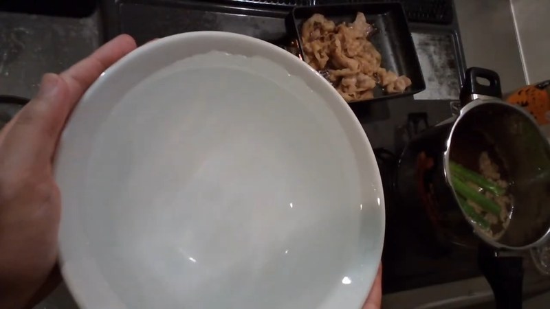 丼にお湯を入れて温めておく の画面