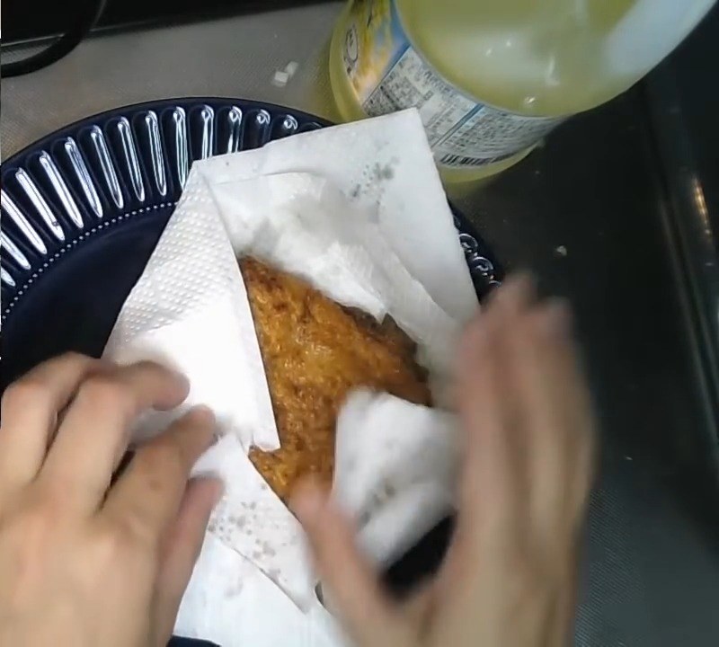 裏返して強火で仕上げ、油をきる の画面