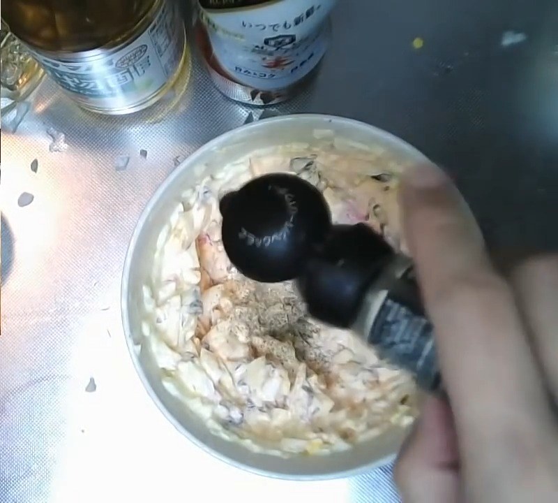 しば漬けと黒胡椒を加えてタルタルソースを仕上げる の画面