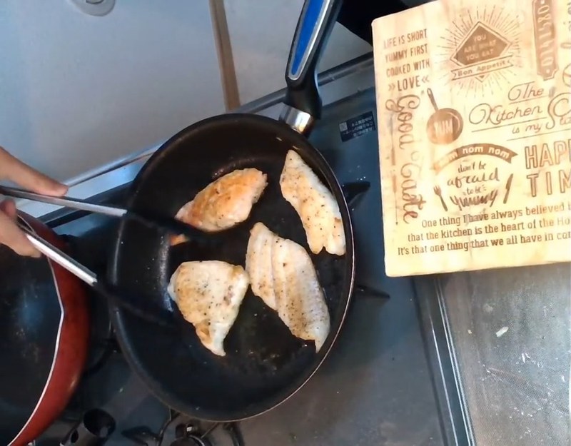 裏返して両面をこんがり焼く の画面