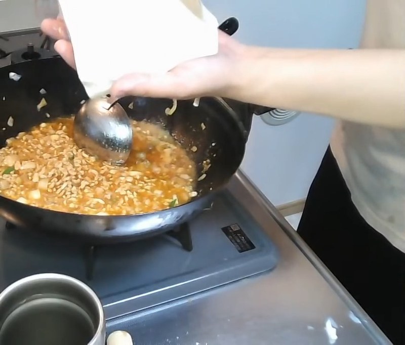 水を加えて強火で煮立たせる の画面
