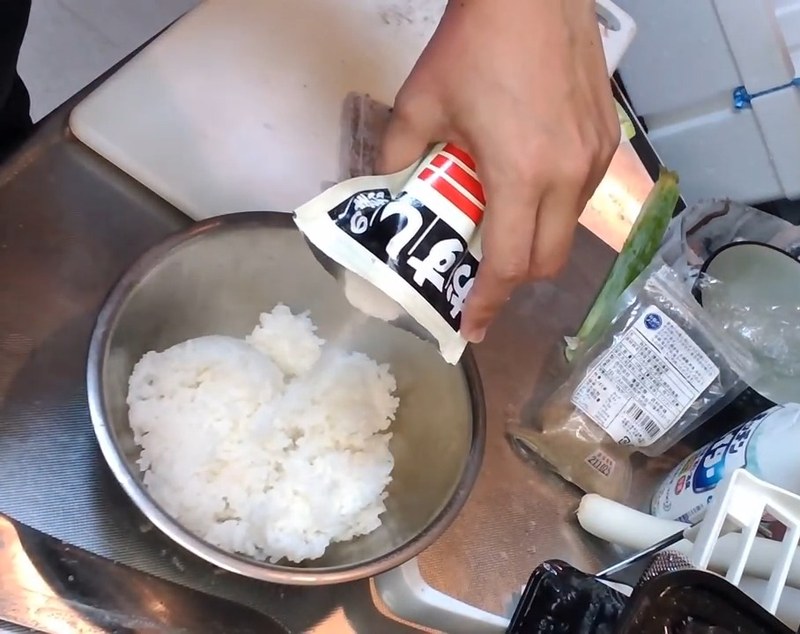 ご飯にすし酢を混ぜて酢飯を作る の画面