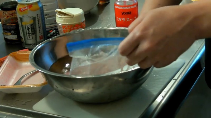 調味料を袋に入れて漬け込む の画面