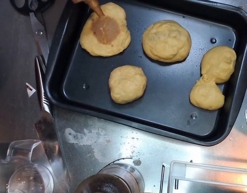 黒糖あんを仕込んで包む の画面